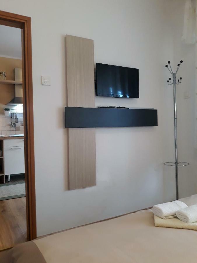 Apartment Matea 罗维尼 外观 照片